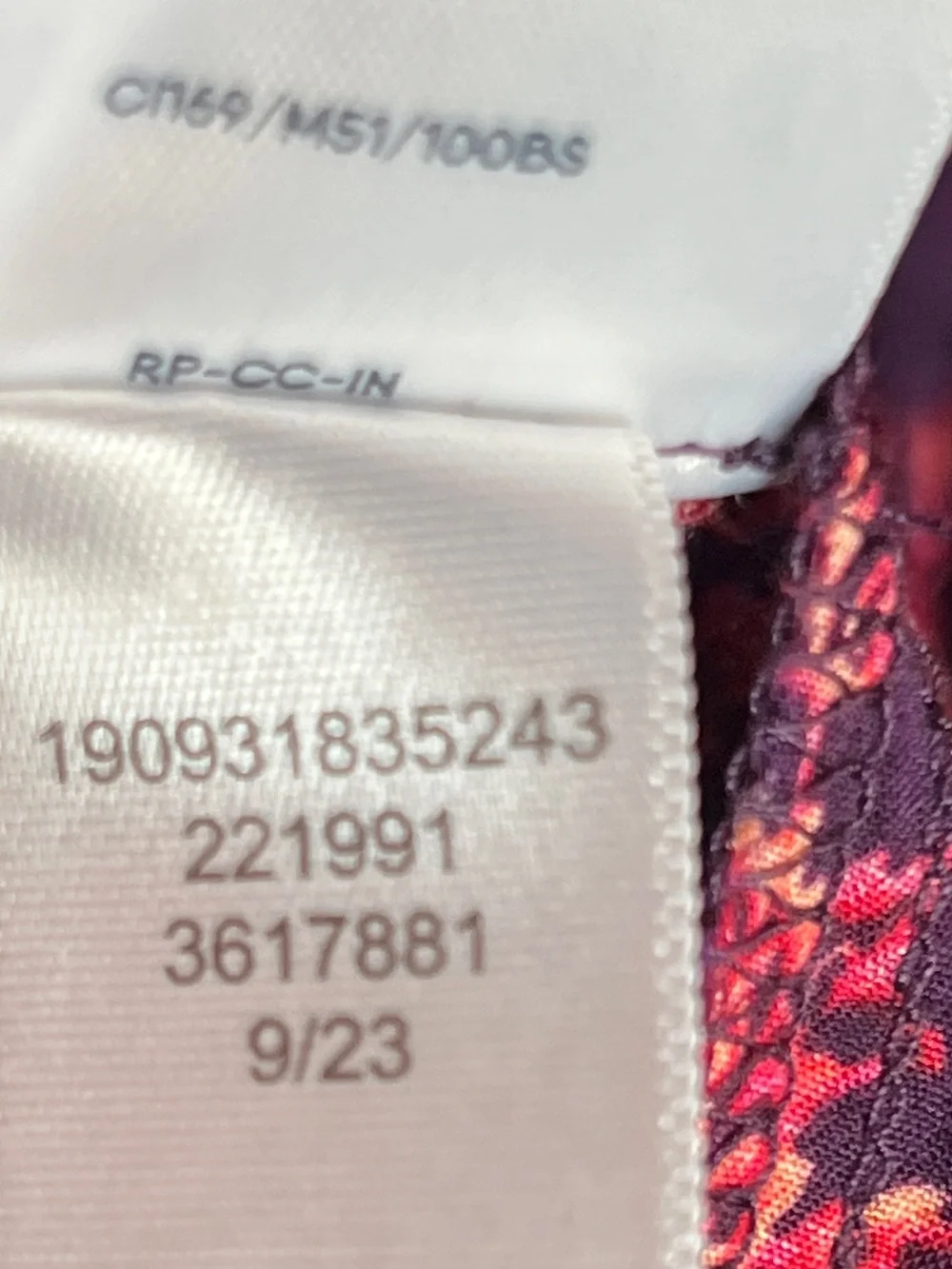 Lands End Medium/Large Purple Magenta Light Rayon Travel vacay swimsuit coverup